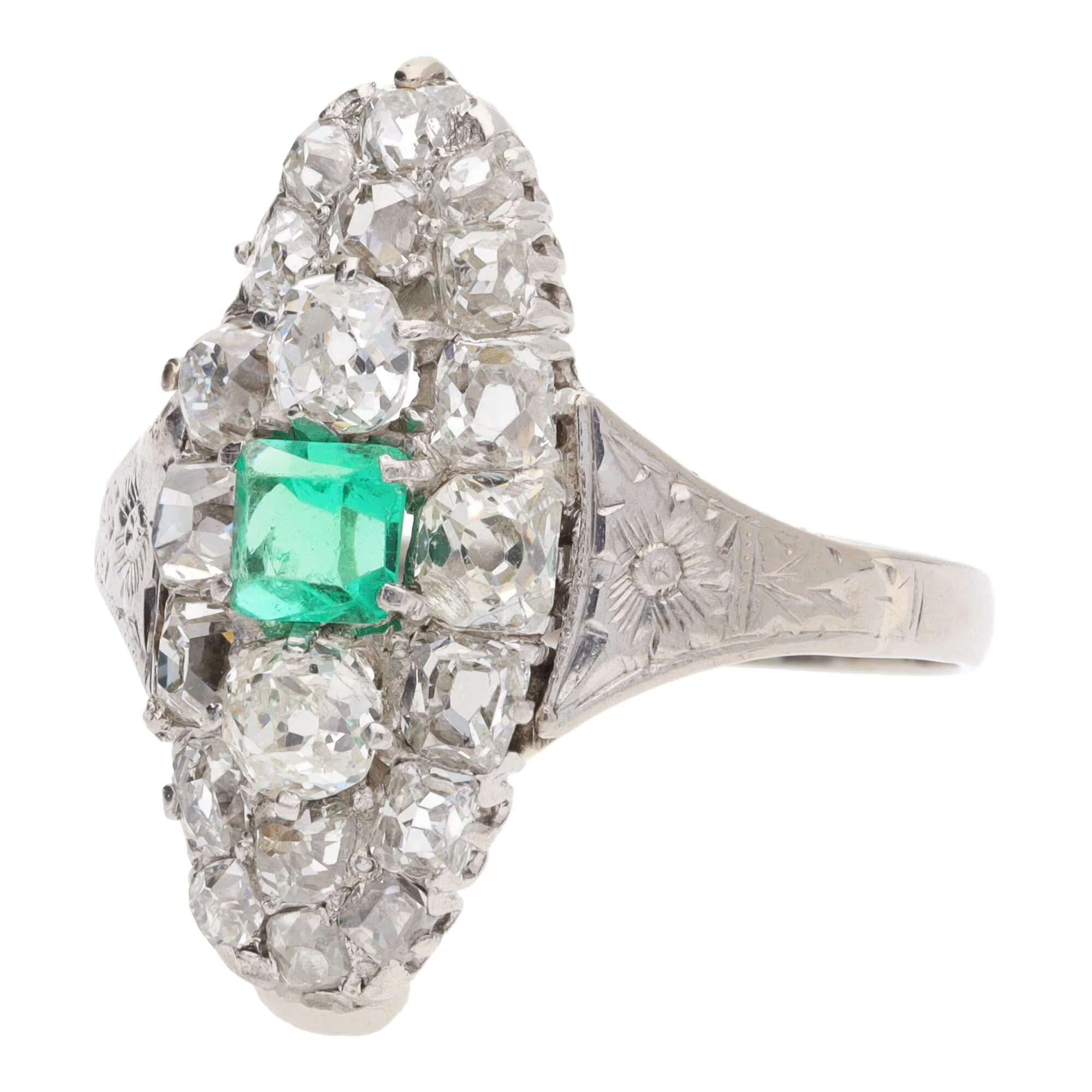 Pre-Owned Emerald and Diamond Boat Shaped Ring - Image 4